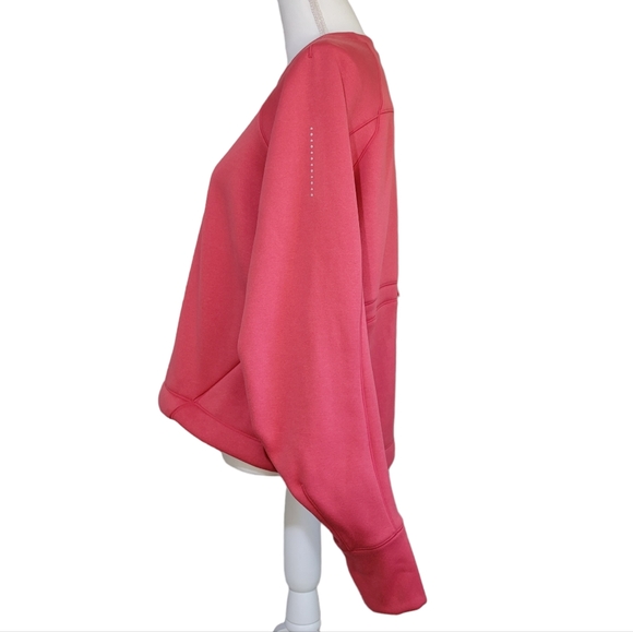 Sweaty Betty Run Crew Neck Pullover in Red - Picture 3 of 7